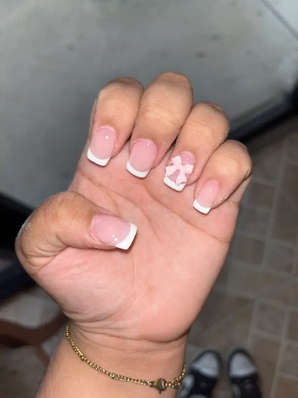 Katie's Nails & Spa — Nail salon in DeBary